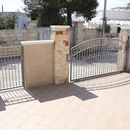 בית נופש Francesca Con Ampio Giardino טורה סן ג'ובאני אוג'נטו